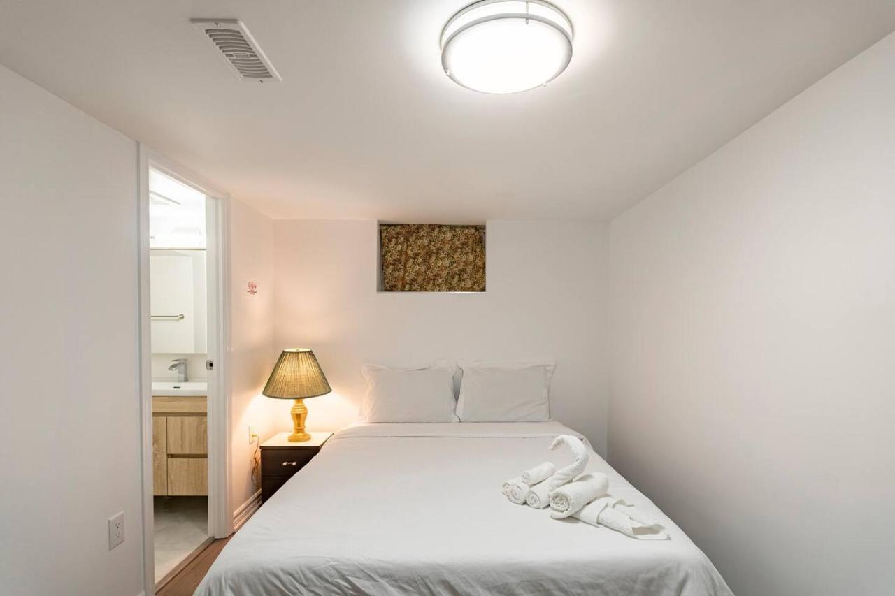 Simple & Tidy Private Rooms 토론토 외부 사진