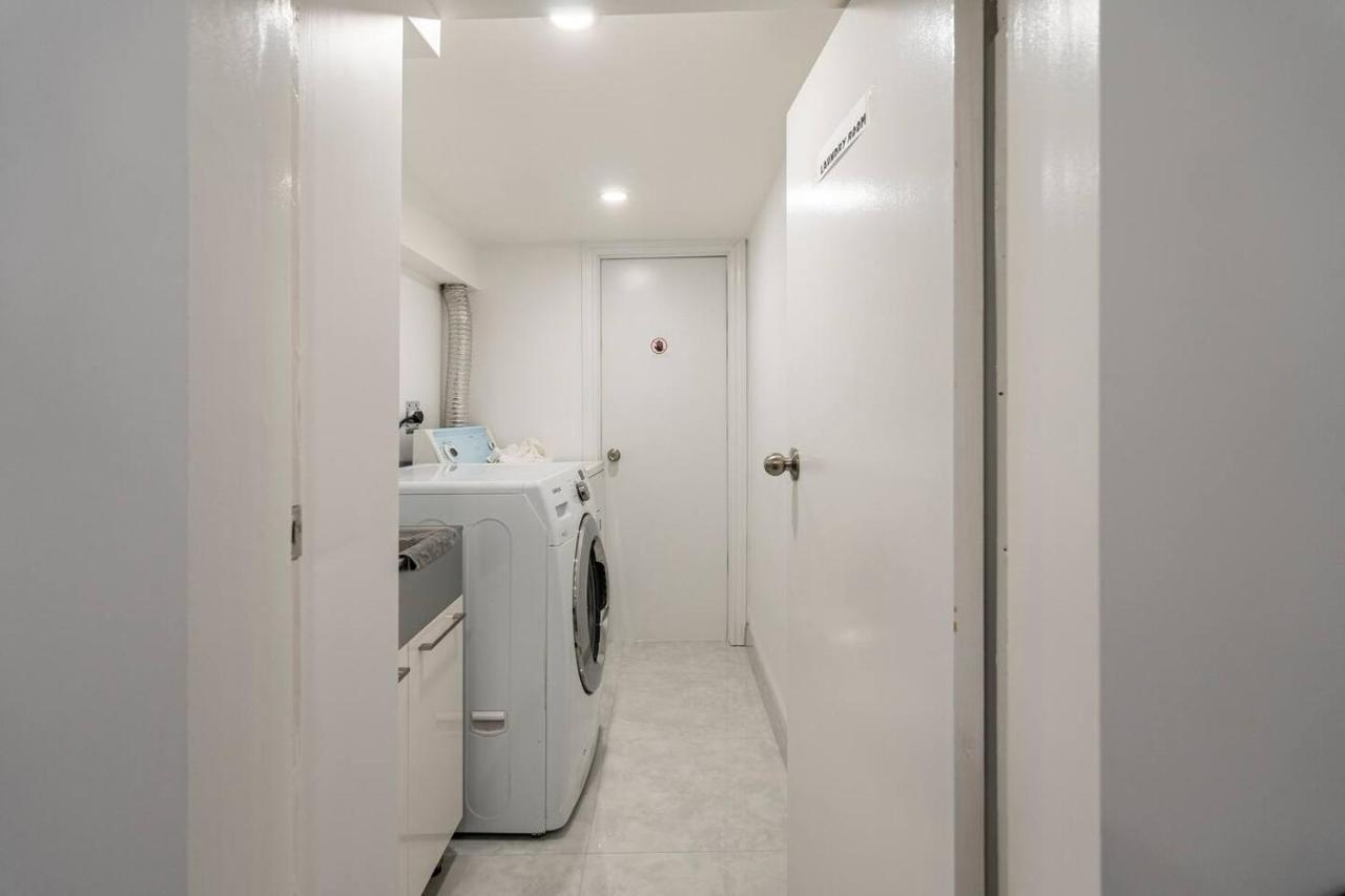 Simple & Tidy Private Rooms 토론토 외부 사진